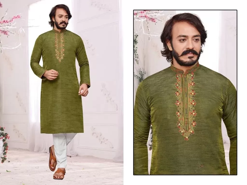 Men's Ethnic Long Kurta With Pajama Set - Green